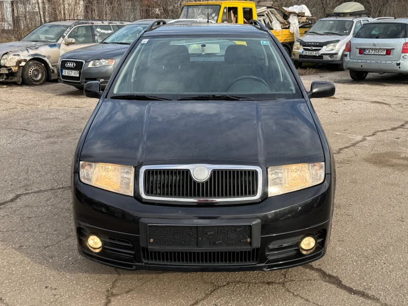 Skoda Fabia 1.4, снимка 5 - Автомобили и джипове - 52888372