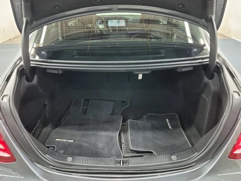 Mercedes-Benz E 53 AMG * CARFAX * БЕЗ ПЪРВОНАЧАЛНА ВНОСКА, снимка 6 - Автомобили и джипове - 53072296