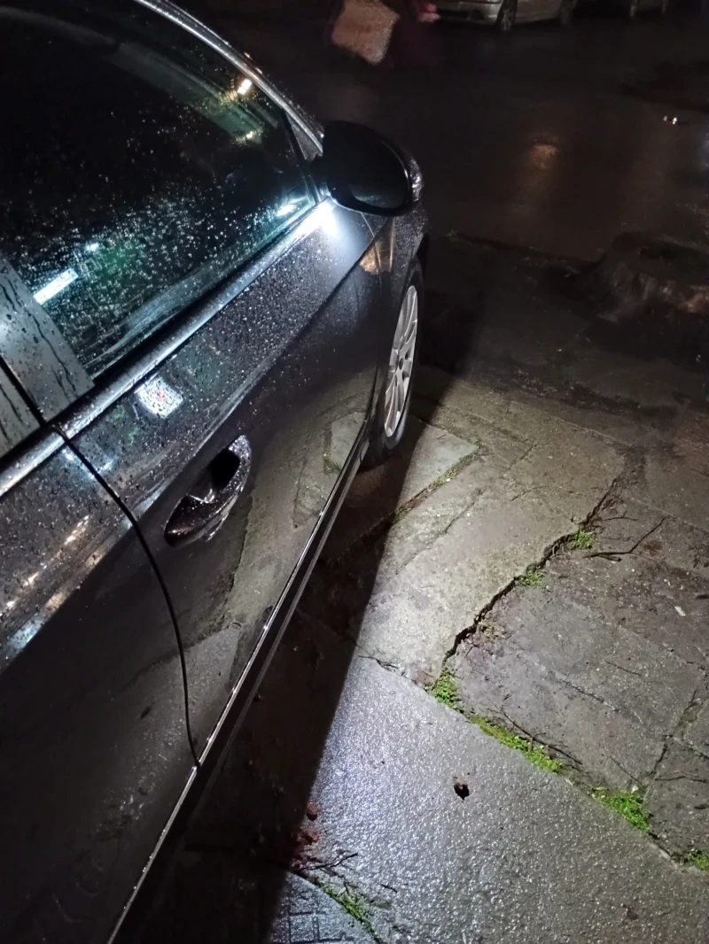 VW Passat, снимка 12 - Автомобили и джипове - 53399279