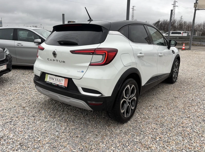 Renault Captur 1.6* Plug in hybrid * E-Tech* Сервизна История, снимка 4 - Автомобили и джипове - 53417933