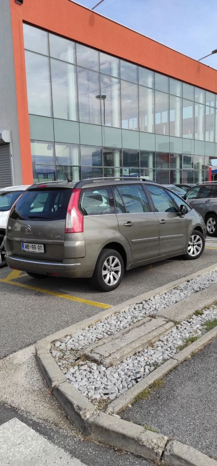 Citroen Grand C4 Picasso 1.6hdi 112кс 7местен - изображение 8