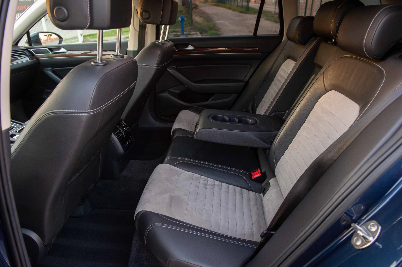 VW Passat 2.0BiTDI* 4Motion* ACC* * LaserLED*  | Mobile.bg   15