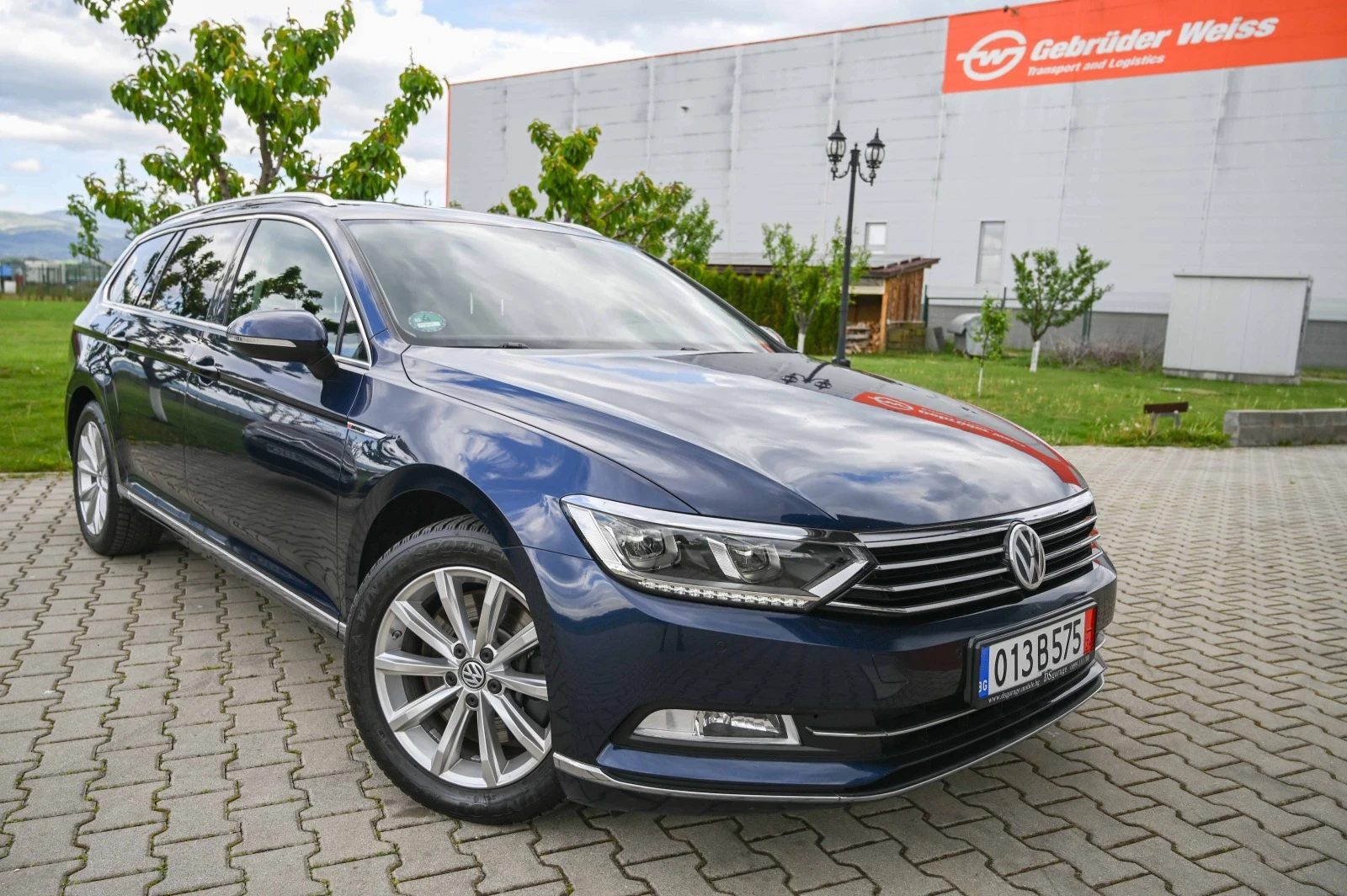 VW Passat 2.0BiTDI* 4Motion* ACC* КАМЕРА* LaserLED*  - изображение 2