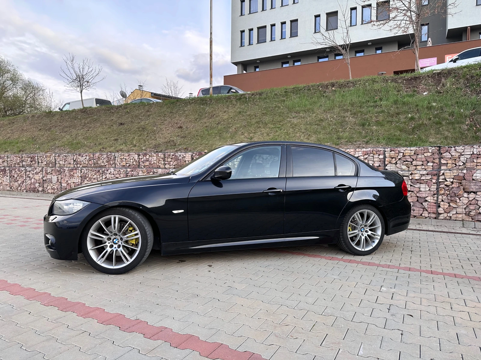 BMW 325  - изображение 2