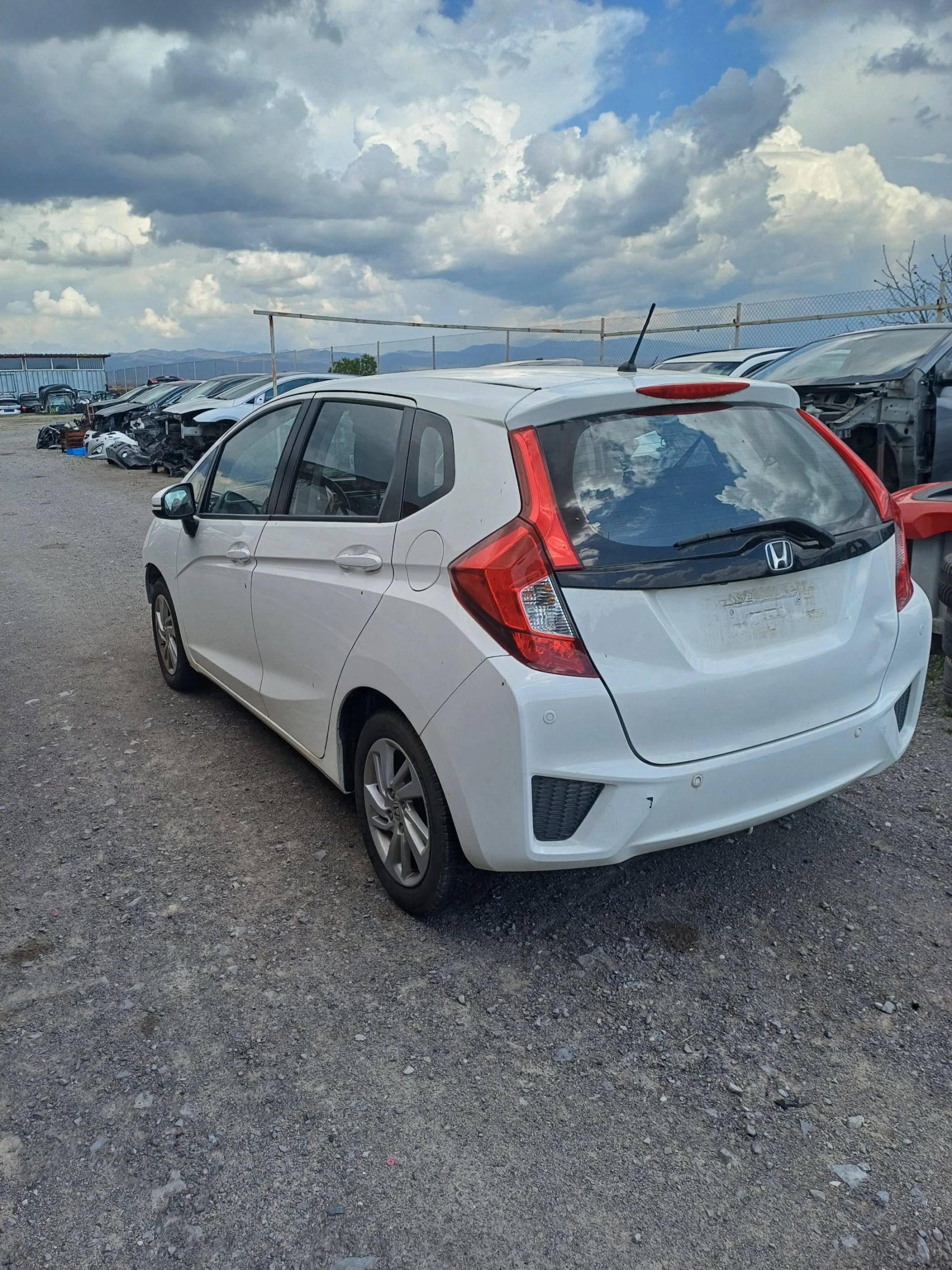 Honda Jazz 1.3i-102кс.На части - изображение 4