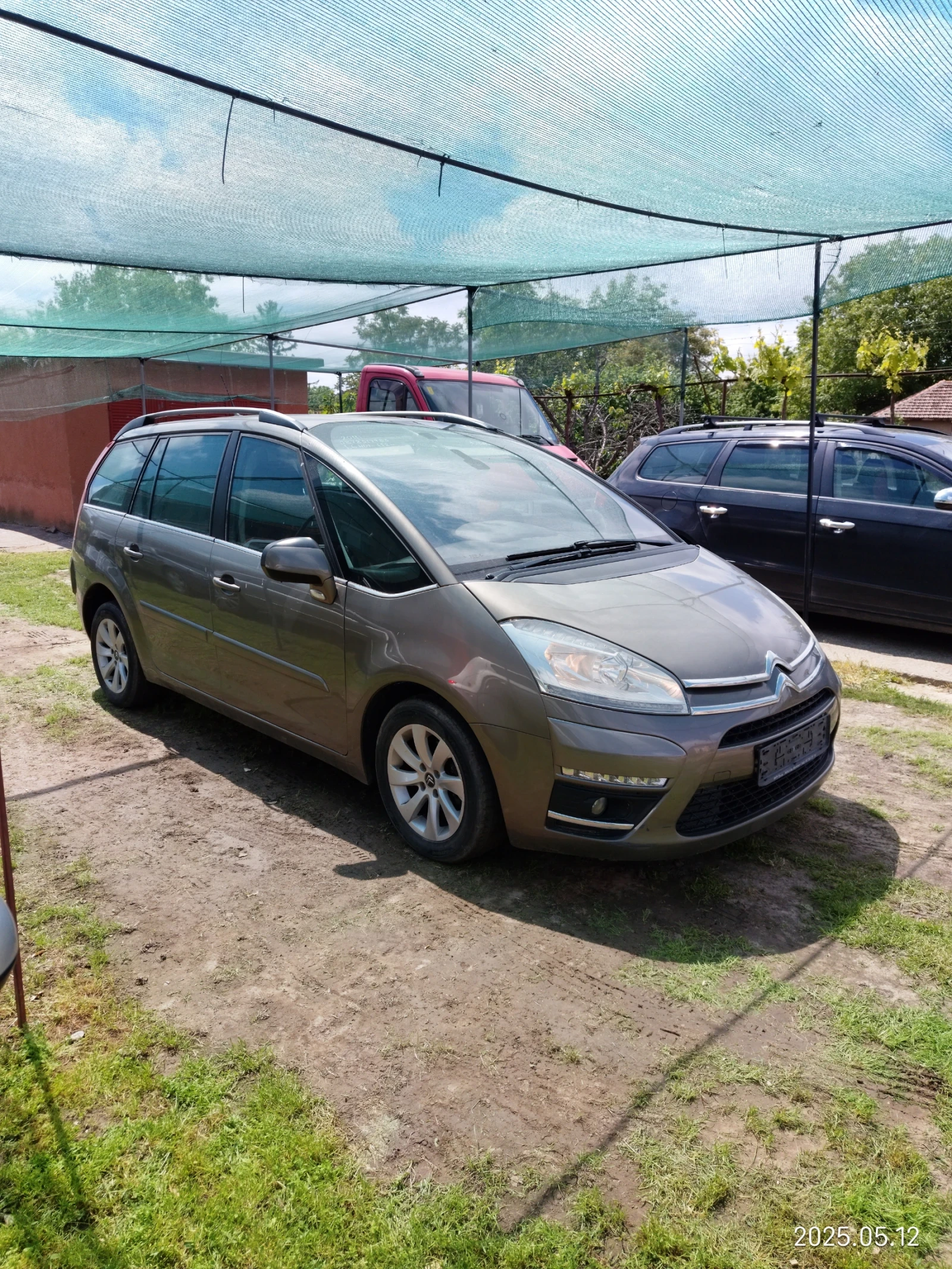Citroen Grand C4 Picasso 1.6hdi 112кс 7местен - изображение 6