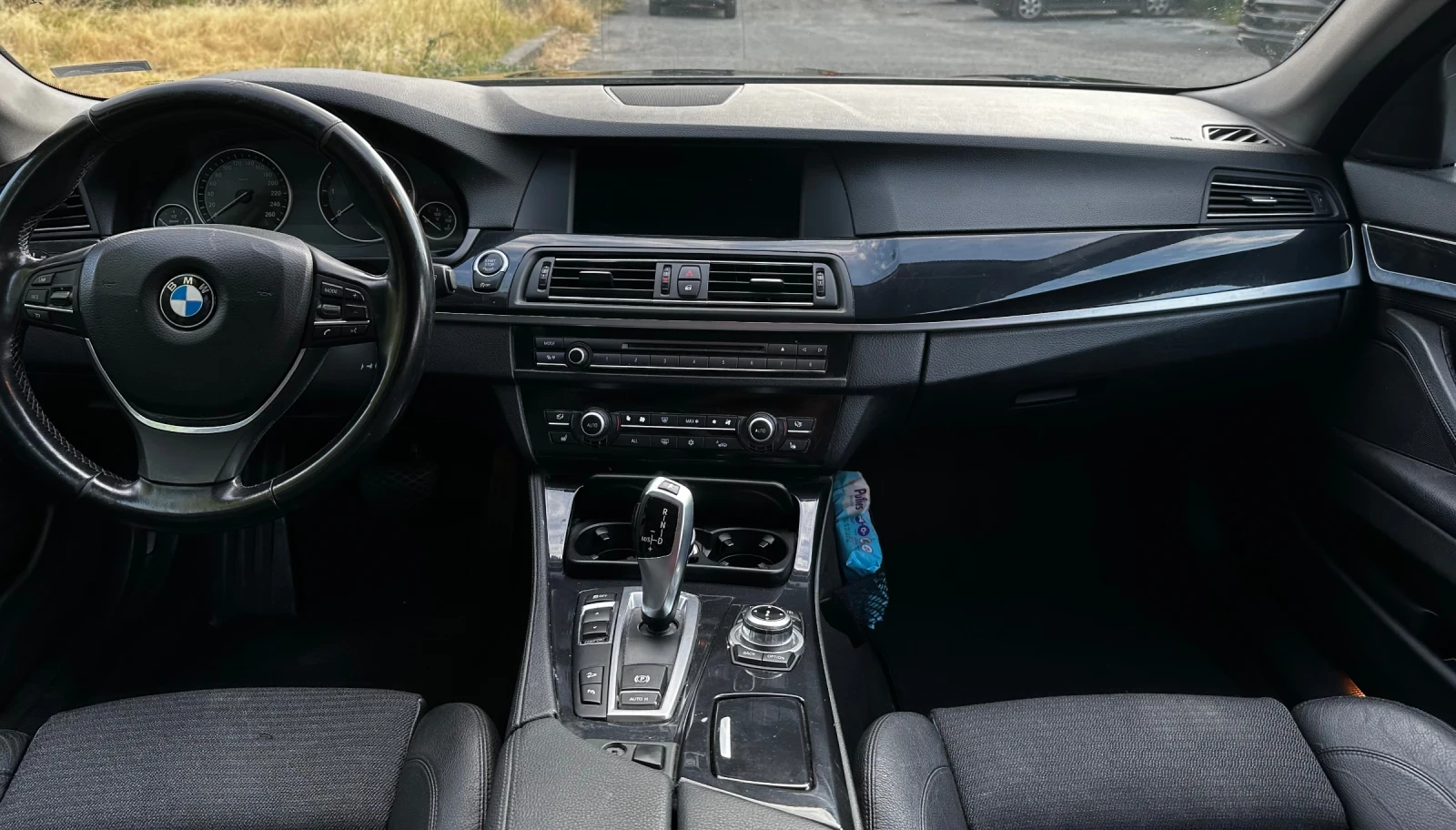 BMW 525 D X drive - изображение 5