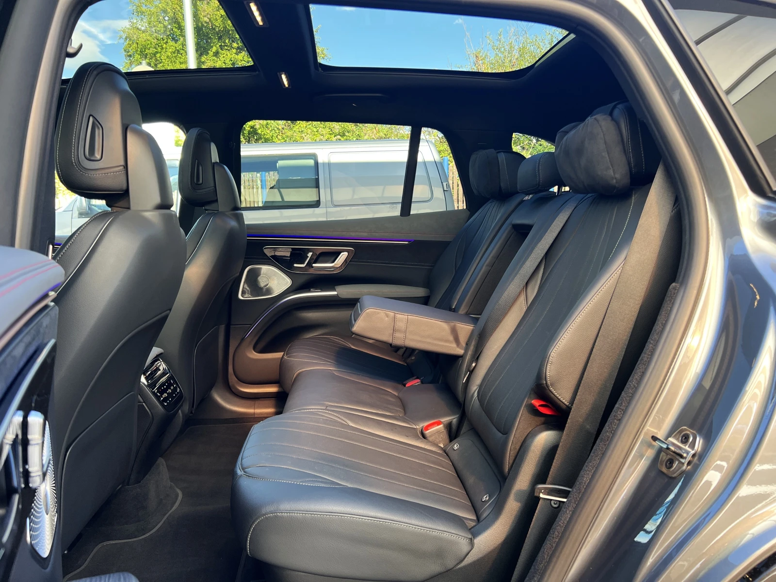 Mercedes-Benz EQS 580 SUV/AMG/4M/HYPERSCREEN/BURMES/PANO/HEAD UP/360 | Mobile.bg   14