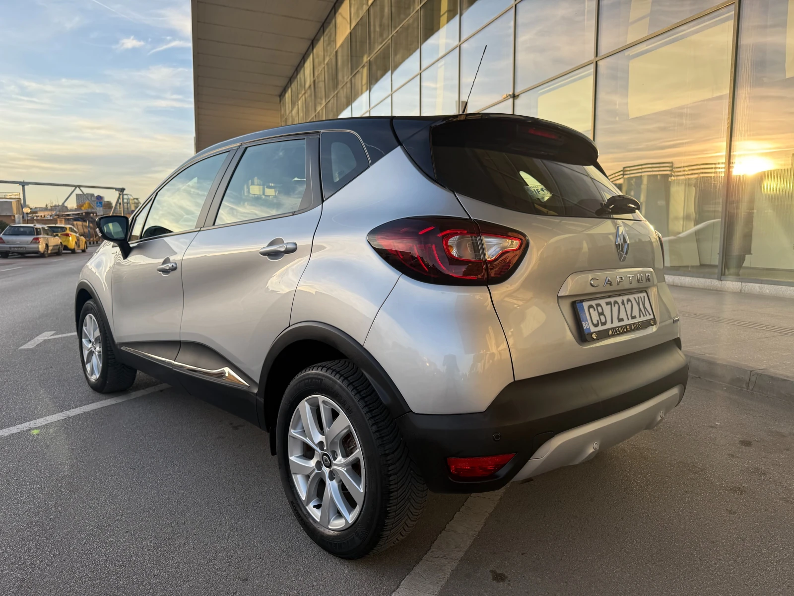 Renault Captur 6 МЕСЕЦА ГАРАНЦИЯ/1.5DCI Автоматик/Facelift - изображение 3