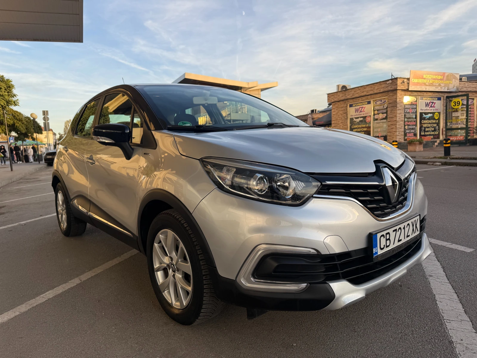 Renault Captur 6 МЕСЕЦА ГАРАНЦИЯ/1.5DCI Автоматик/Facelift - изображение 6