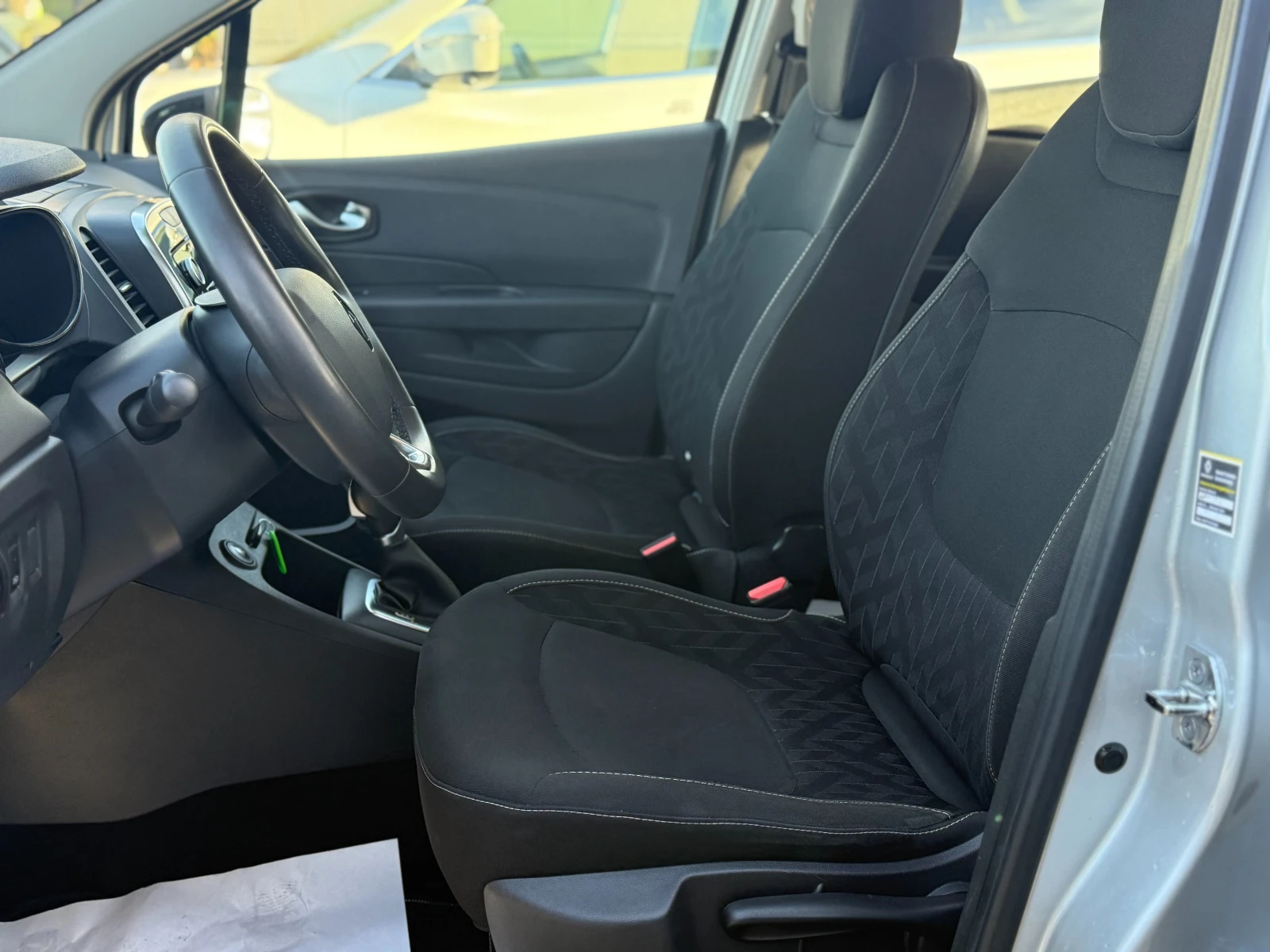 Renault Captur 6 МЕСЕЦА ГАРАНЦИЯ/1.5DCI Автоматик/Facelift - изображение 7