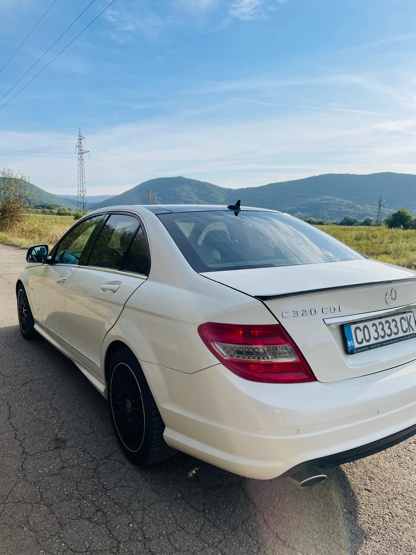 Mercedes-Benz C 320  - изображение 4