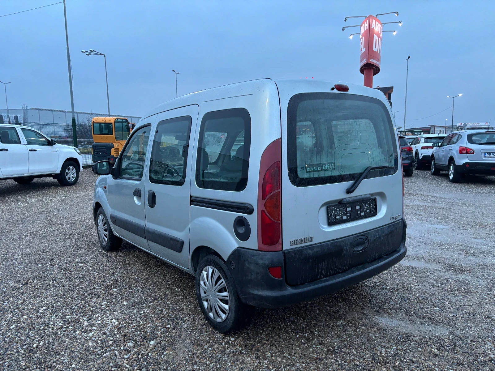 Renault Kangoo 1.5 dci | Mobile.bg � ����������� 4