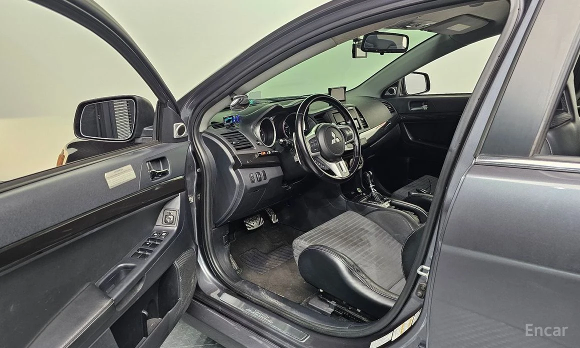 Mitsubishi Lancer, снимка 10 - Автомобили и джипове - 53905821