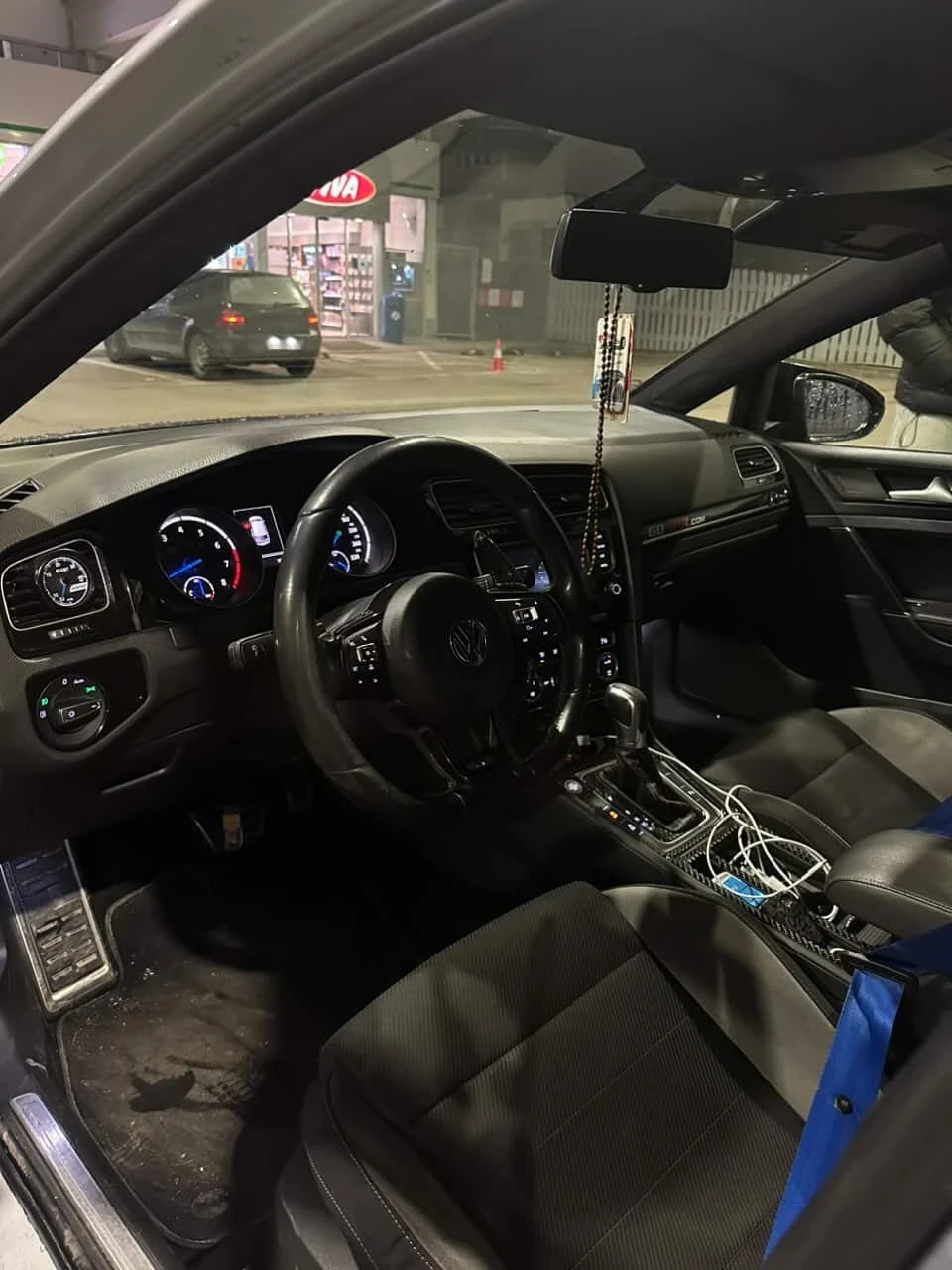 VW Golf, снимка 6 - Автомобили и джипове - 54460333