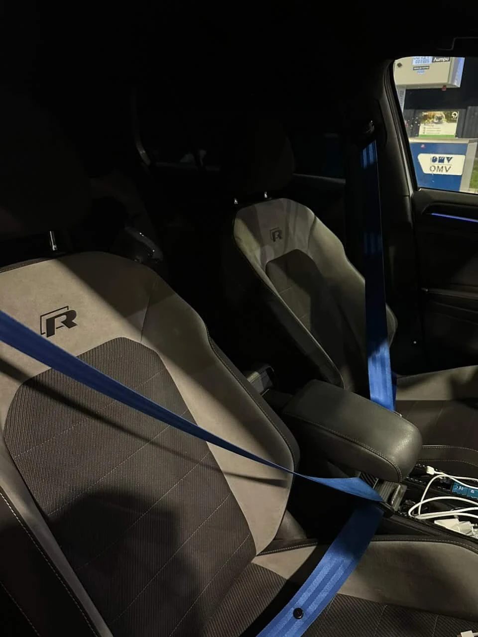 VW Golf, снимка 16 - Автомобили и джипове - 54460333