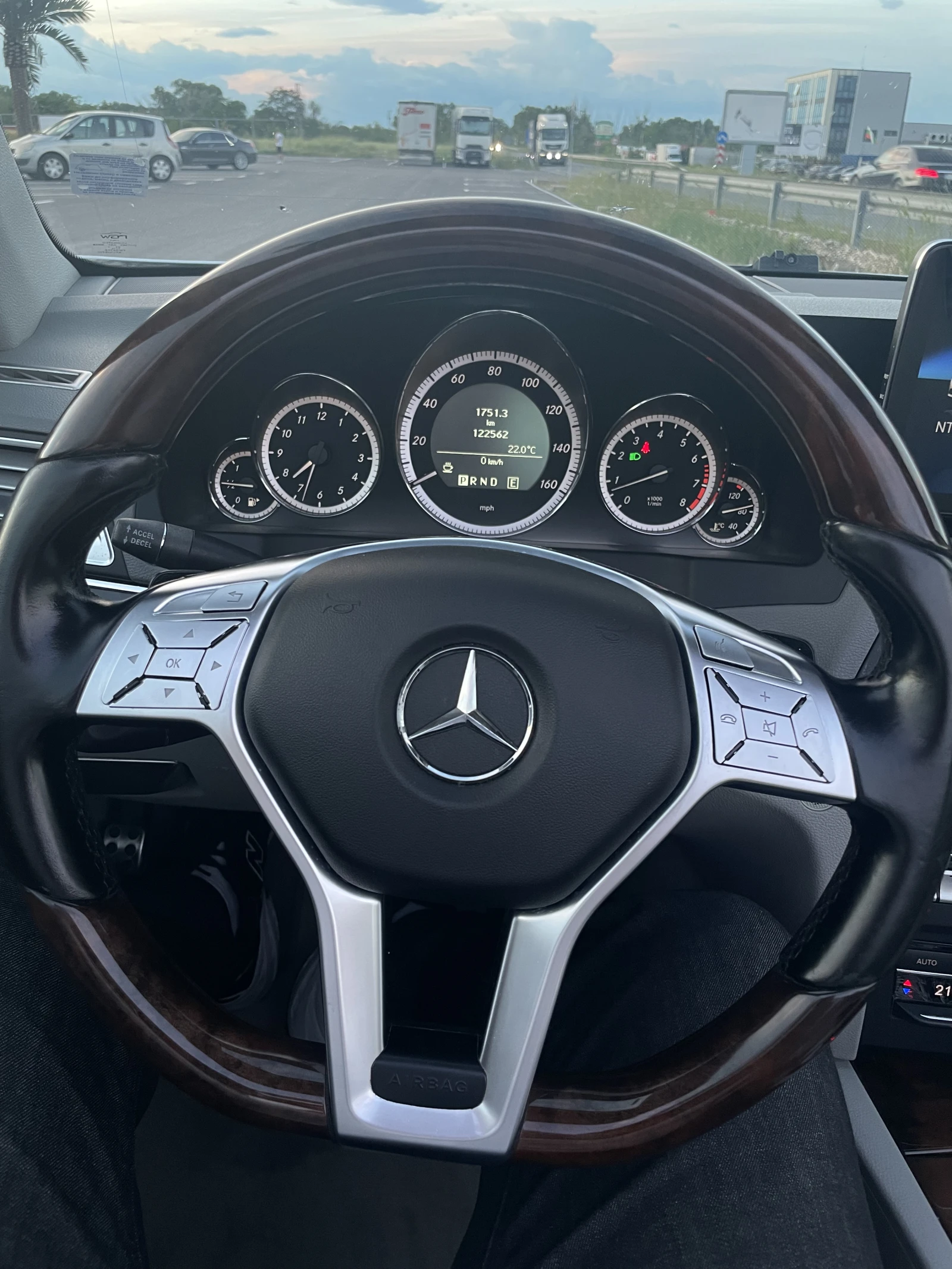 Mercedes-Benz E 500 550 Cabriolet , снимка 8 - Автомобили и джипове - 54632775