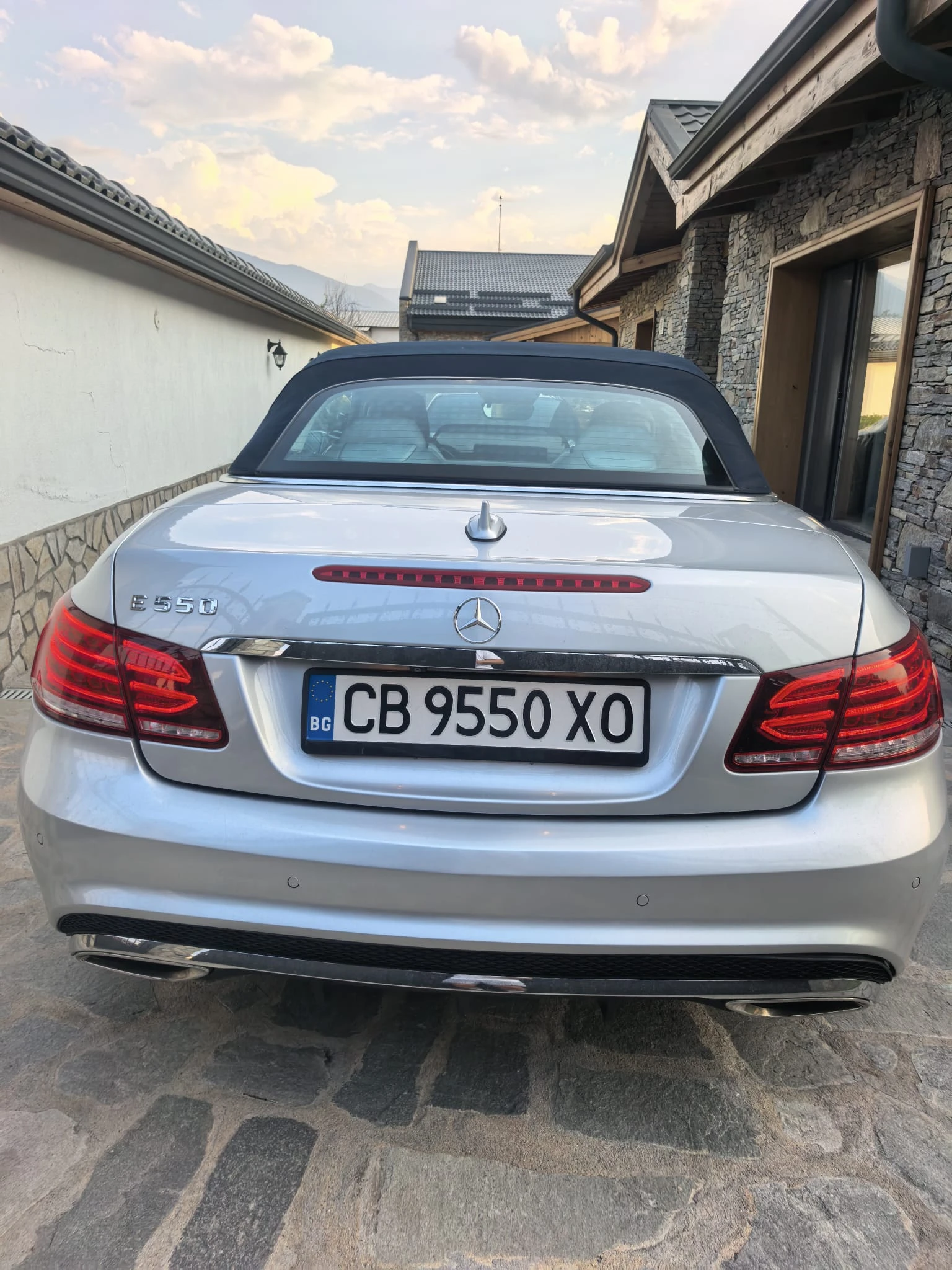 Mercedes-Benz E 500 Cabriolet V8 / Facelift / 124 000 км, снимка 12 - Автомобили и джипове - 55724021