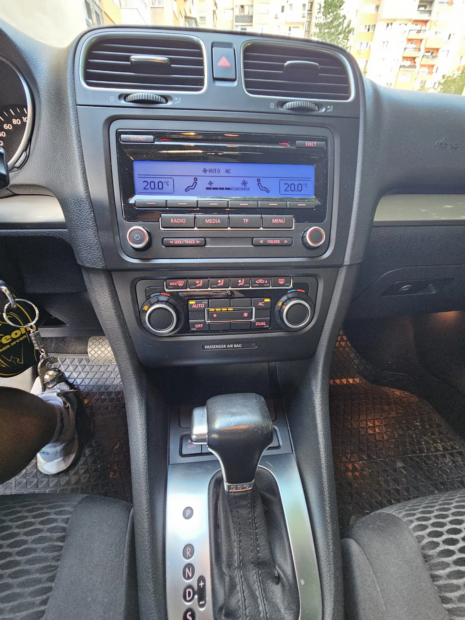 VW Golf, снимка 8 - Автомобили и джипове - 54692069