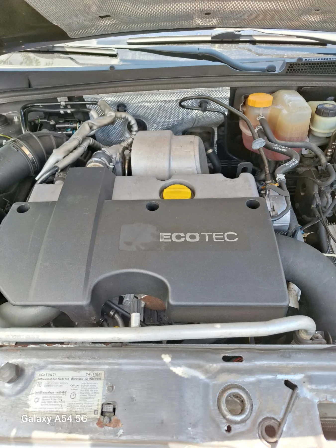 Opel Vectra 2.2DTI, снимка 8 - Автомобили и джипове - 55164632