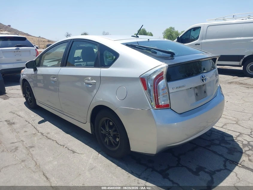 Toyota Prius 1.8L I-4 DOHC, VVT, 98HP Front Wheel Drive | Mobile.bg � ����������� 3