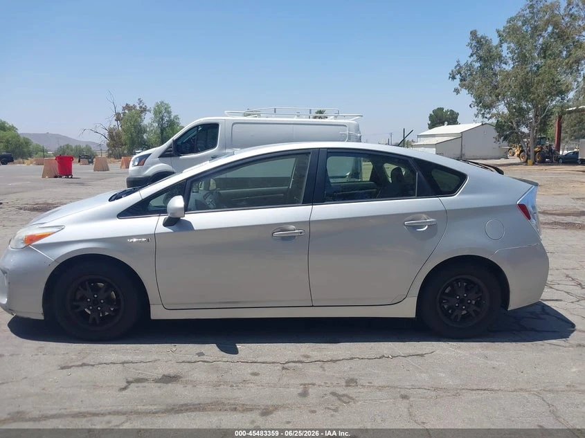 Toyota Prius 1.8L I-4 DOHC, VVT, 98HP Front Wheel Drive | Mobile.bg � ����������� 15