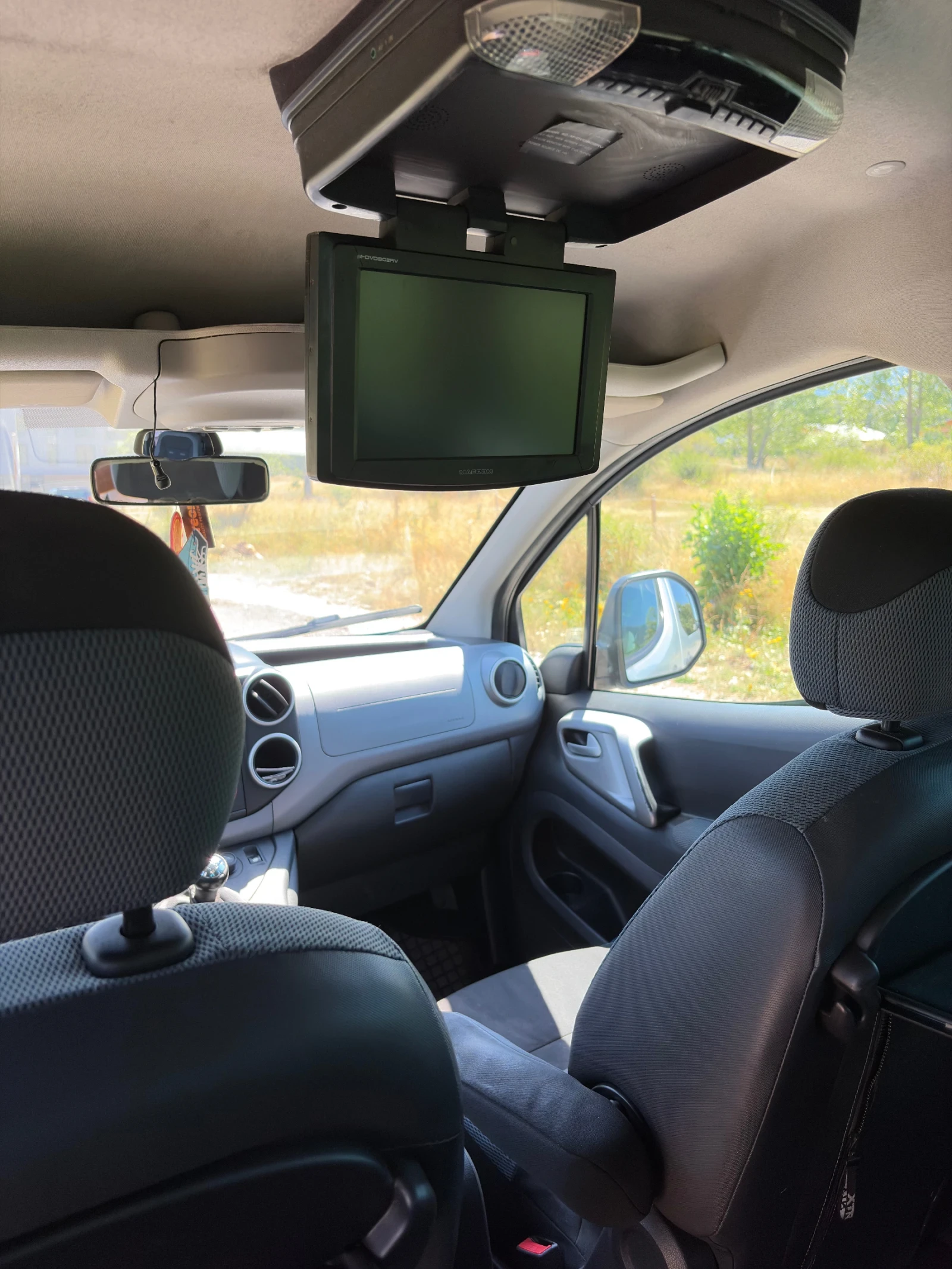 Citroen Berlingo 1.6 hdi XTR, снимка 10 - Автомобили и джипове - 55640667