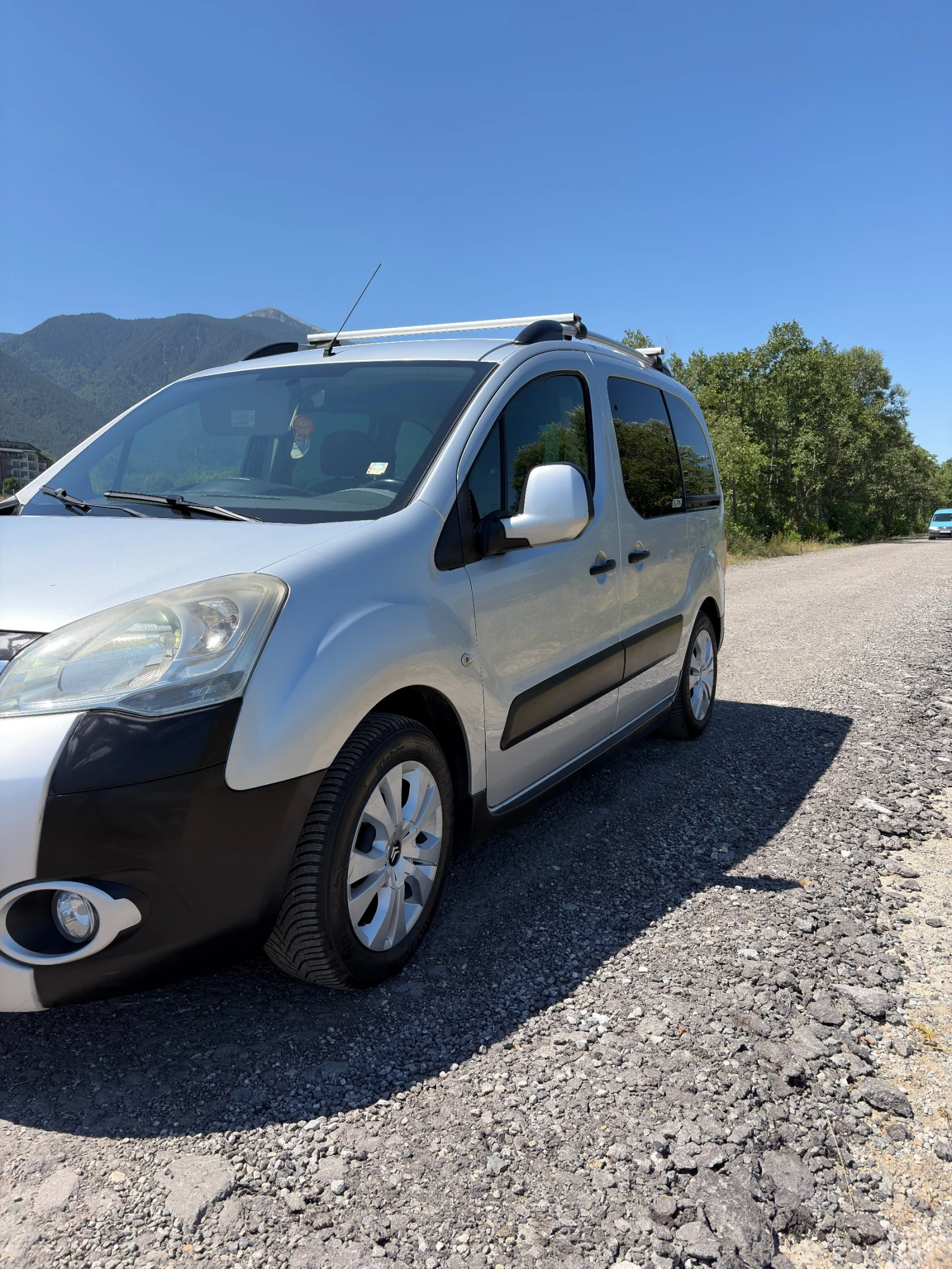 Citroen Berlingo 1.6 hdi XTR, снимка 3 - Автомобили и джипове - 55640667