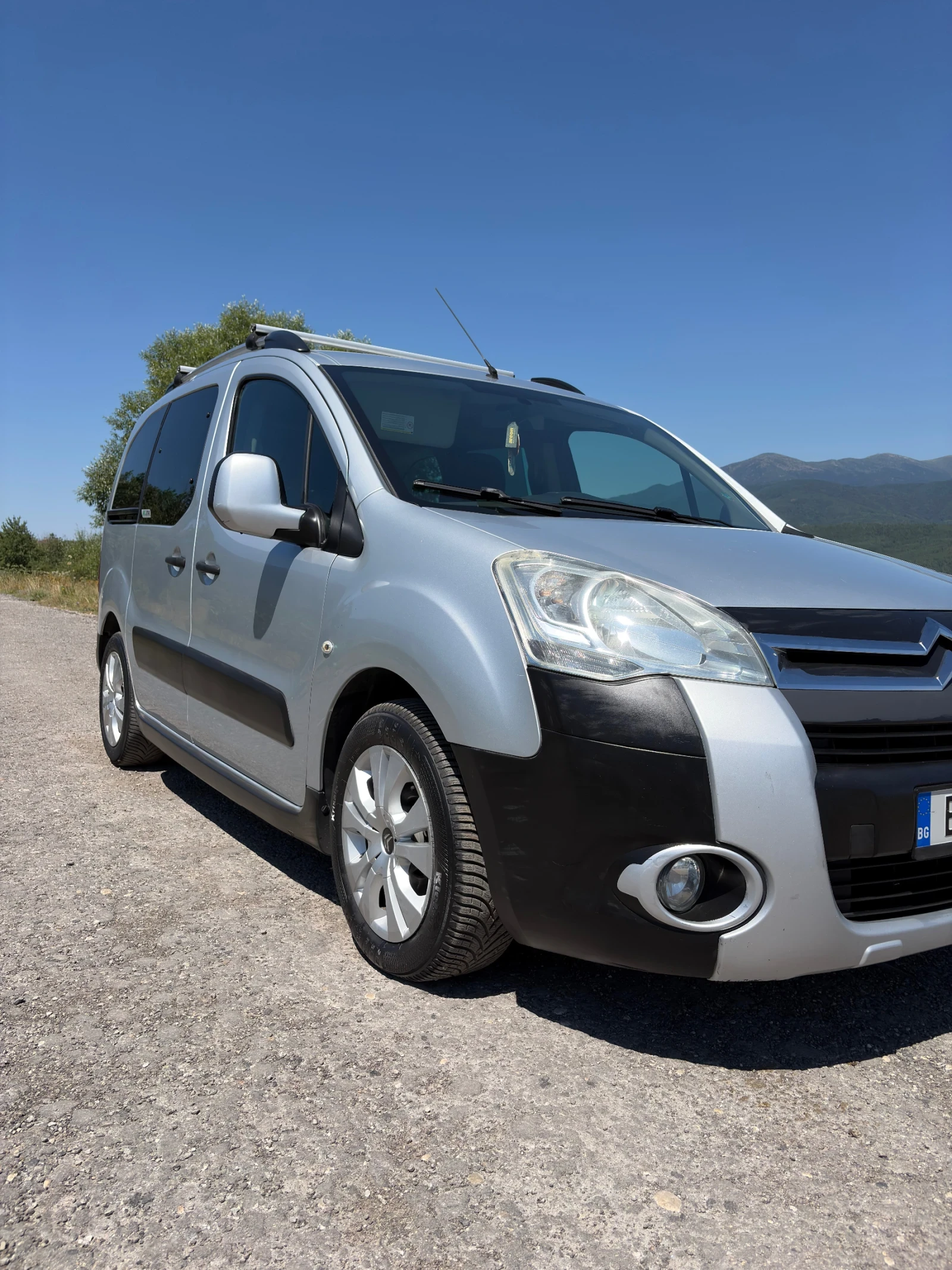Citroen Berlingo 1.6 hdi XTR, снимка 2 - Автомобили и джипове - 55640667