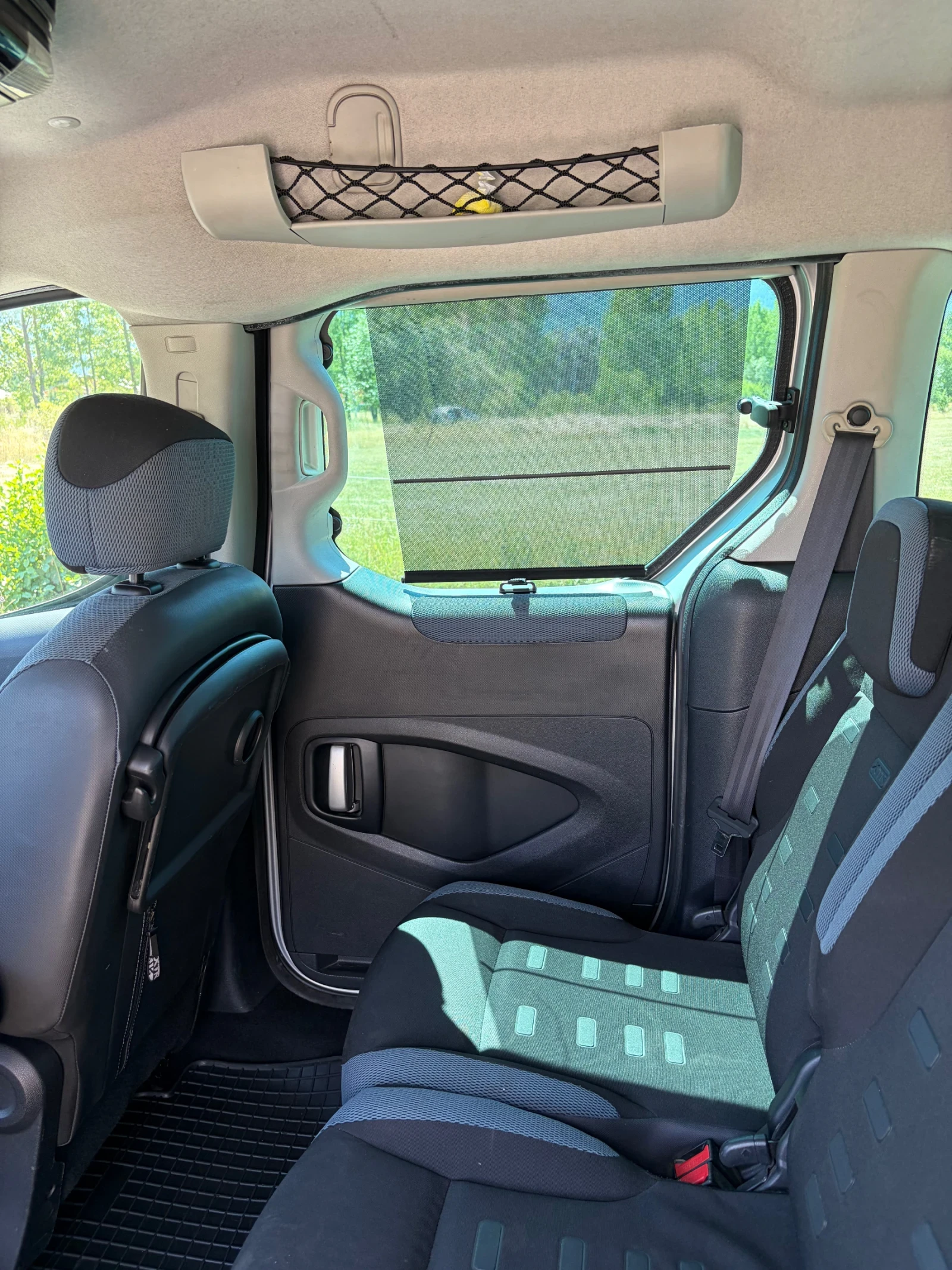 Citroen Berlingo 1.6 hdi XTR, снимка 14 - Автомобили и джипове - 55640667