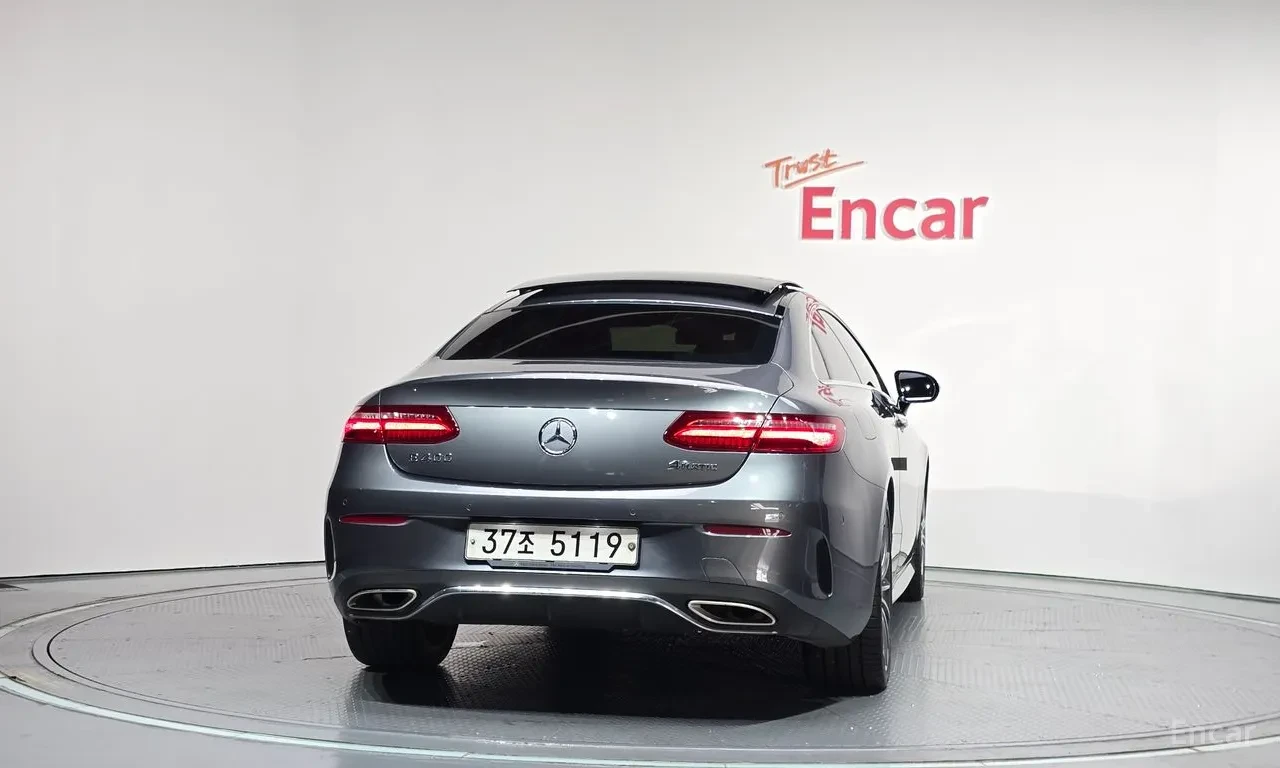 Mercedes-Benz E 400 4 MATIC /BURMESTER /360 КАМЕРИ /ОБДУХВАНЕ /HEAD UP, снимка 4 - Автомобили и джипове - 55654435
