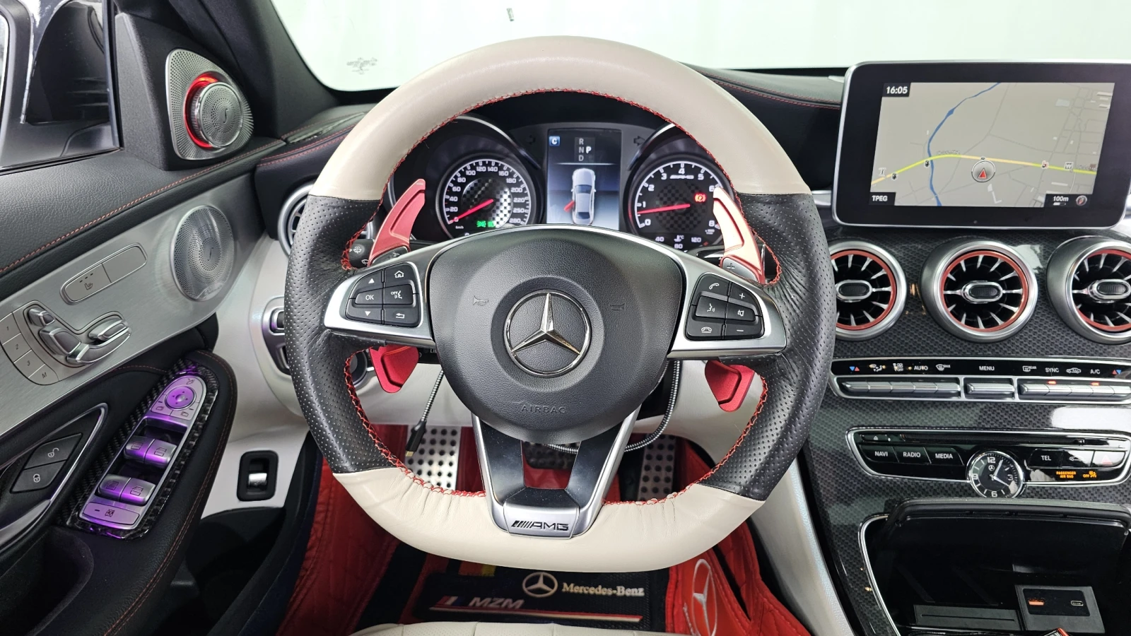 Mercedes-Benz C 43 AMG NIGHT PK* HUD* PANO* ПОДГРЕВ* KEYLESS* КРАЙНА ЦЕНА, снимка 5 - Автомобили и джипове - 56061512
