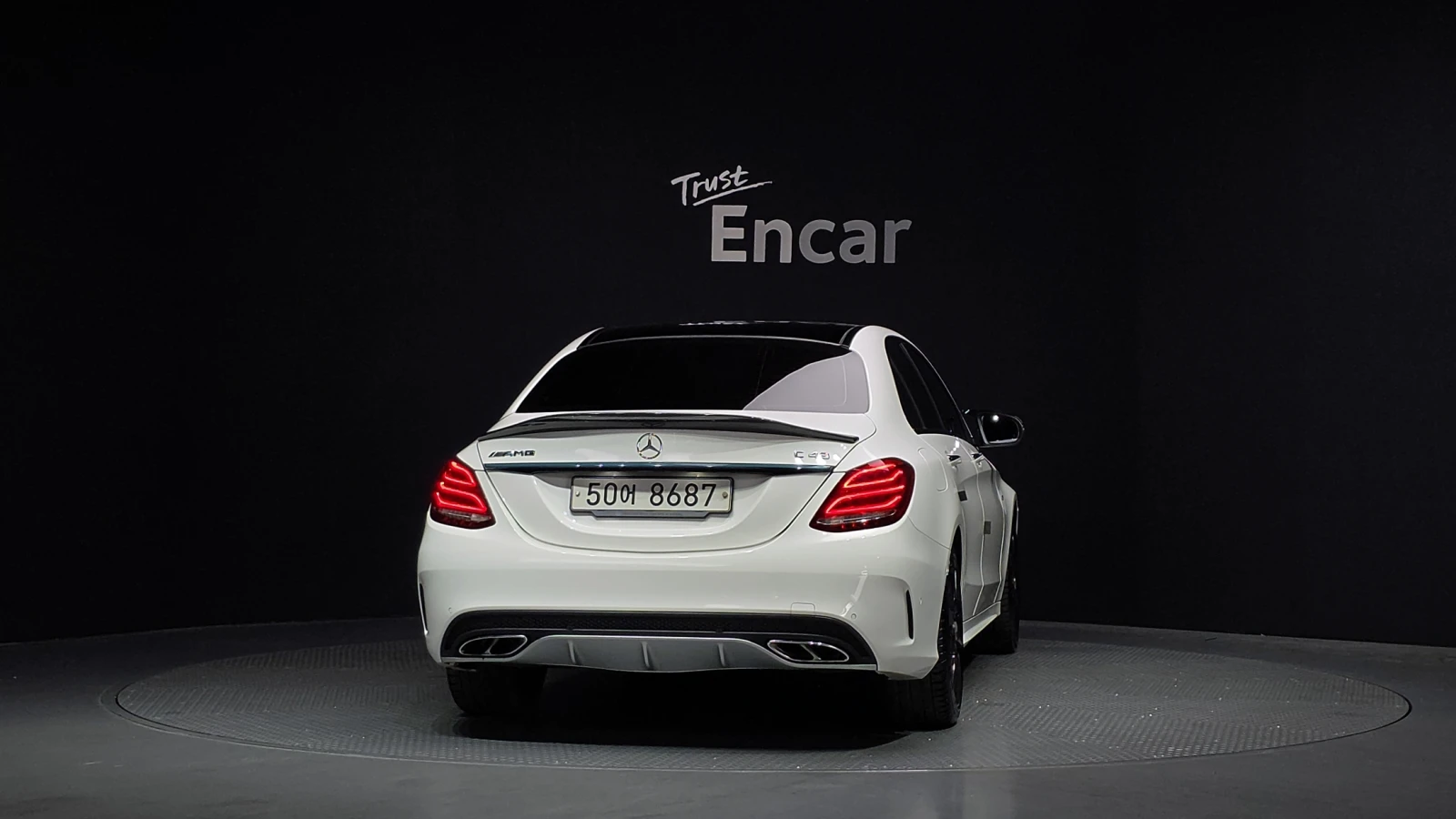 Mercedes-Benz C 43 AMG NIGHT PK* HUD* PANO* ПОДГРЕВ* KEYLESS* КРАЙНА ЦЕНА, снимка 4 - Автомобили и джипове - 56061512