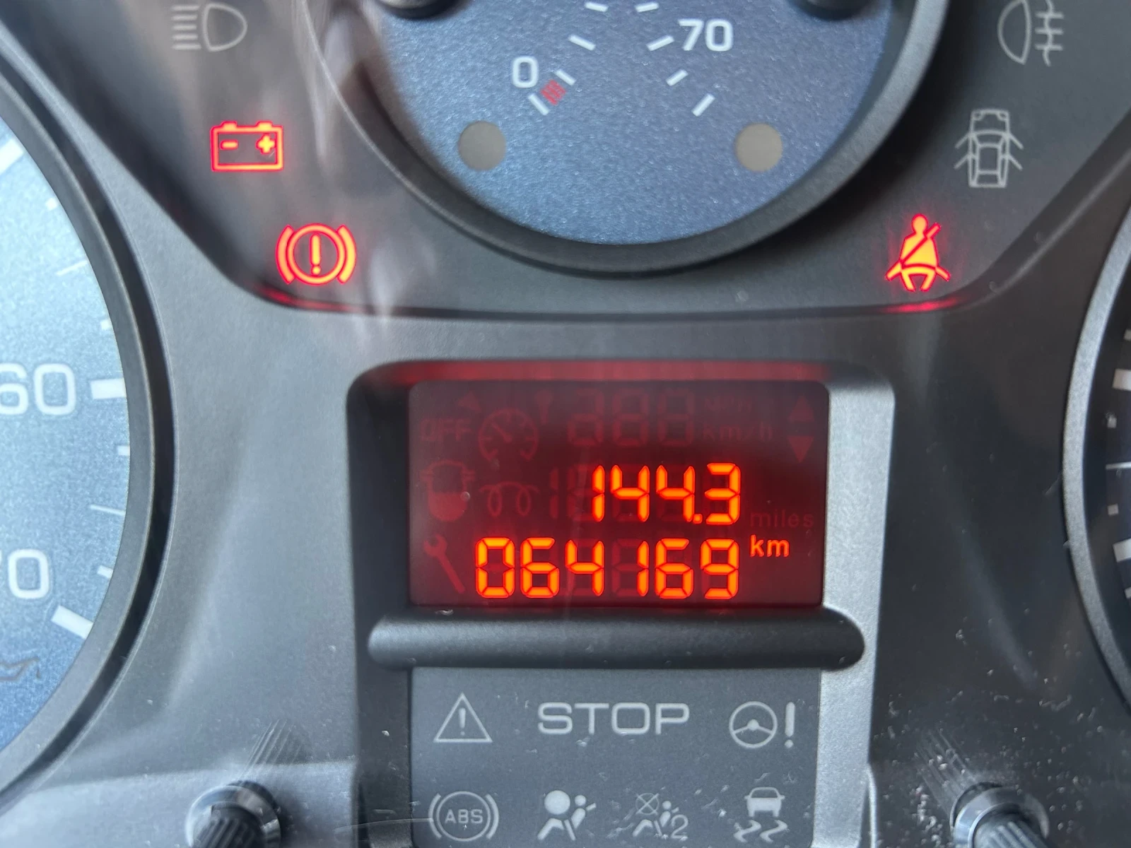 Peugeot Partner Tepee, снимка 10 - Автомобили и джипове - 56163871
