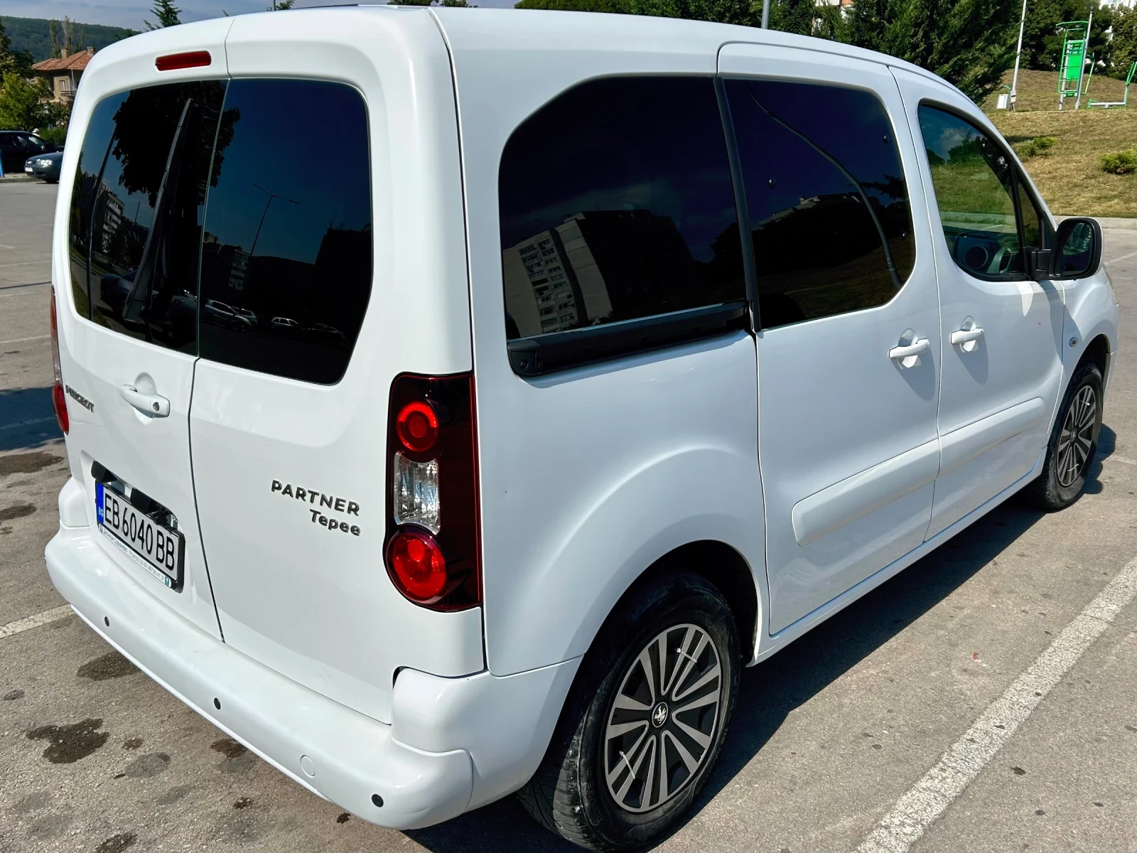 Peugeot Partner Tepee, снимка 4 - Автомобили и джипове - 56163871