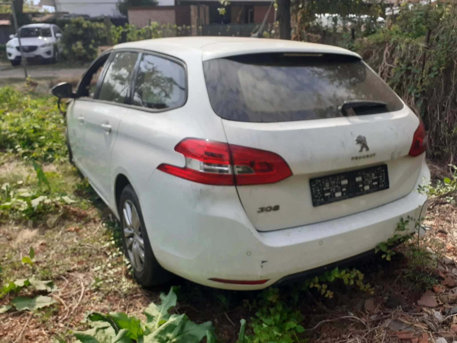 Peugeot 308 1.6 hdi, снимка 4 - Автомобили и джипове - 56170371