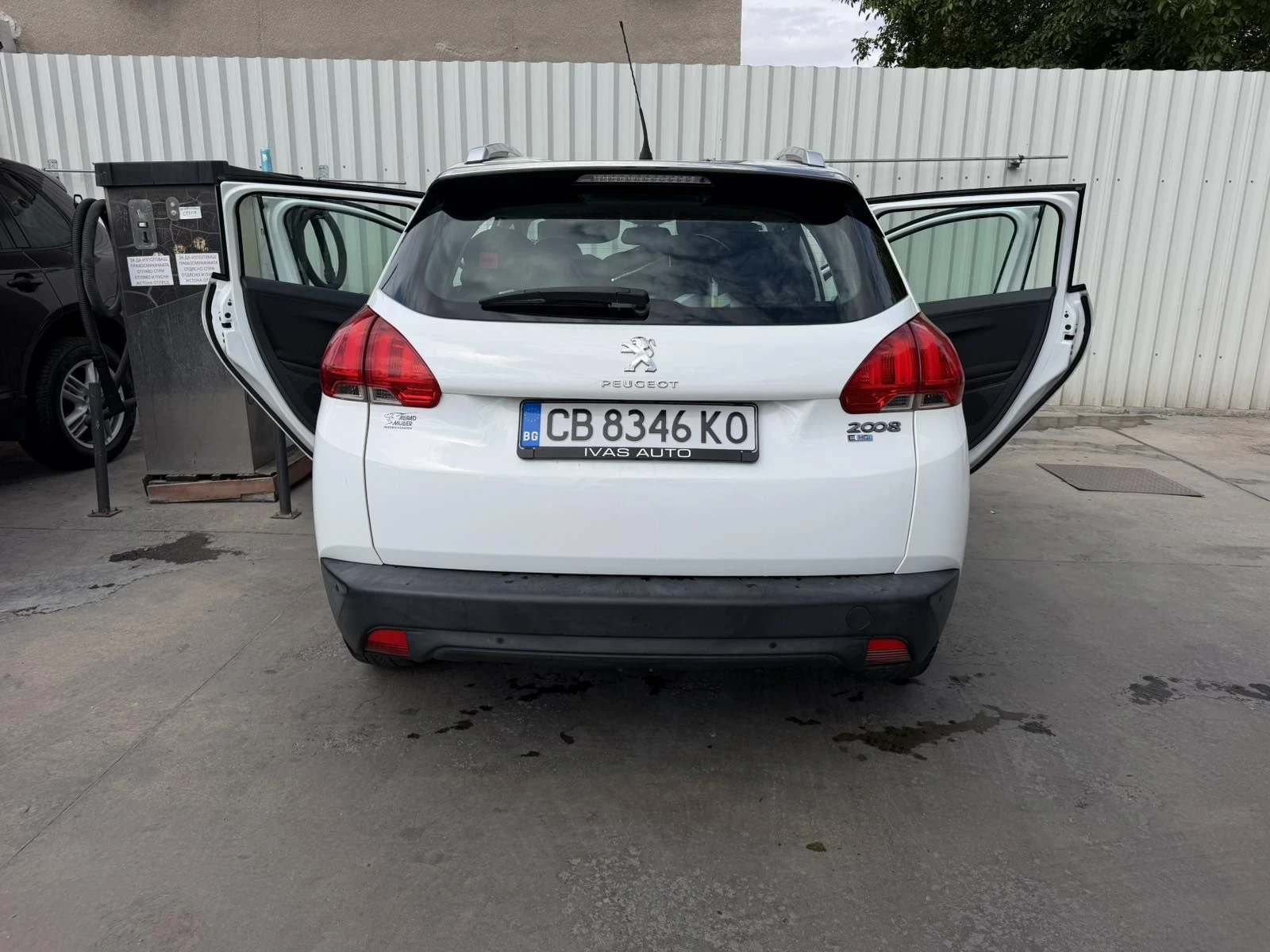 Peugeot 2008, снимка 2 - Автомобили и джипове - 56315468
