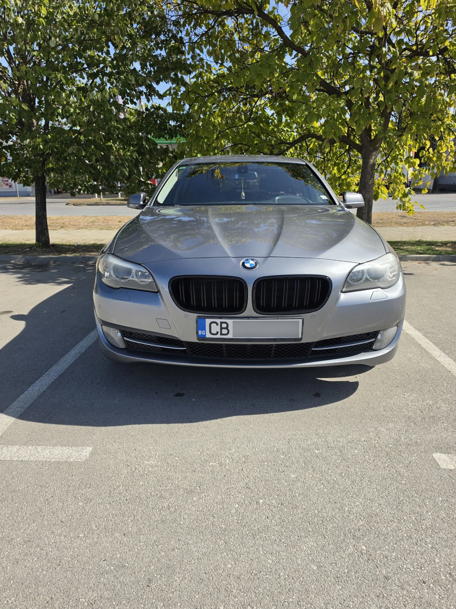 BMW 520, снимка 2 - Автомобили и джипове - 56350643
