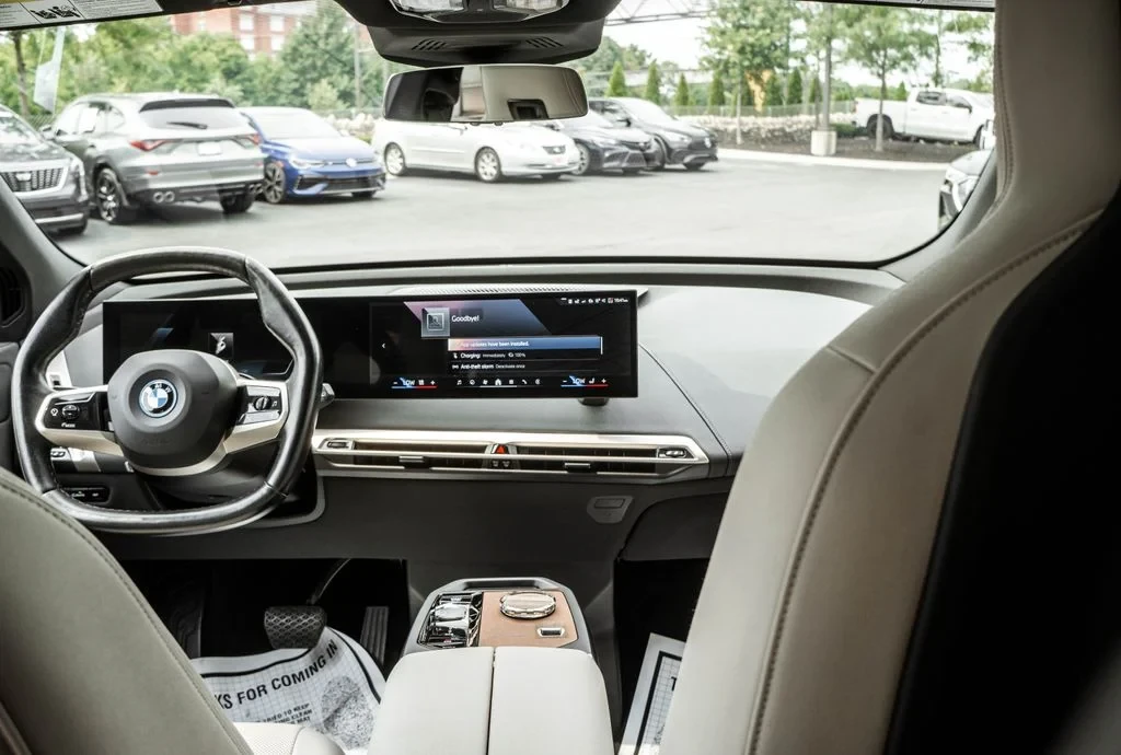 BMW iX xDrive50, снимка 7 - Автомобили и джипове - 56683199