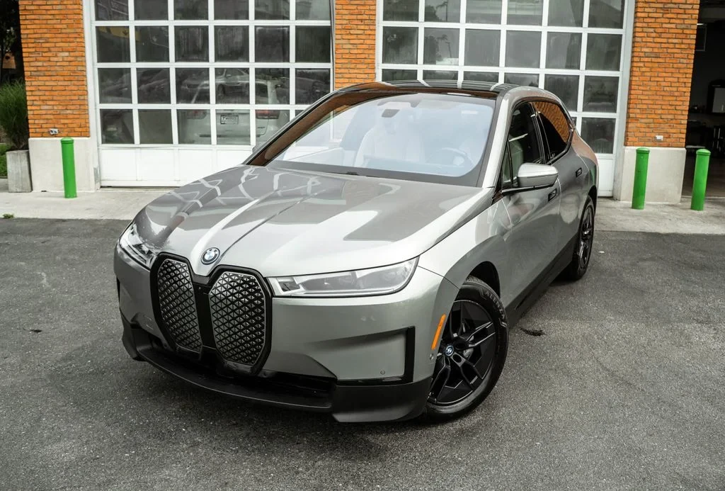 BMW iX xDrive50