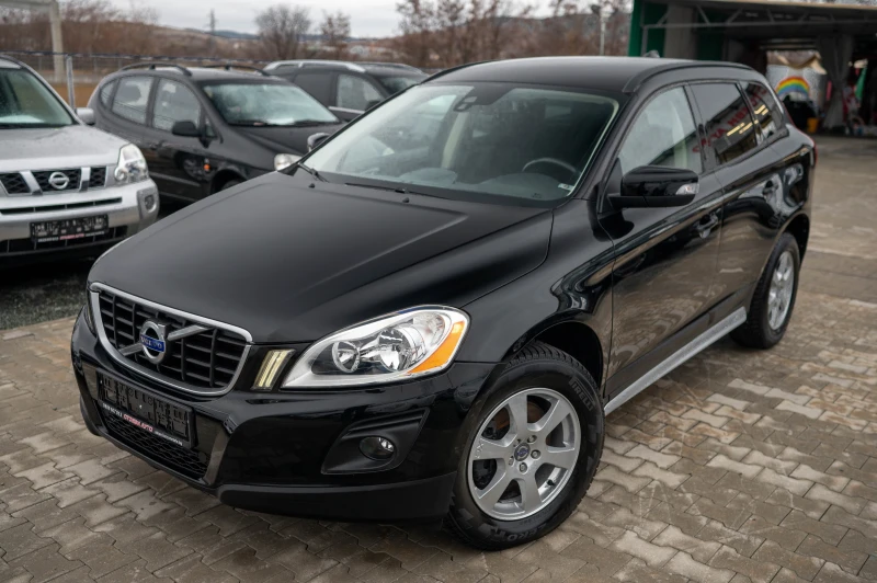 Volvo XC60 2.4* D5* дизел, снимка 2 - Автомобили и джипове - 48206502