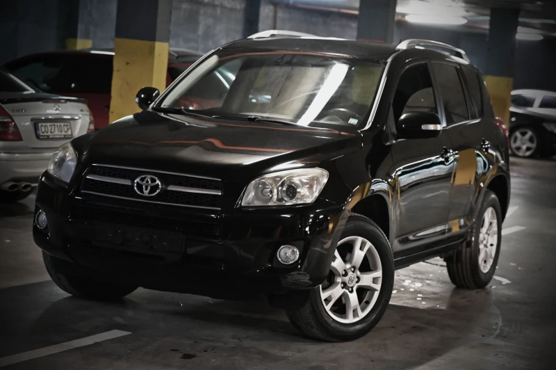 Toyota Rav4 D4D / FACELIFT / ITALY, снимка 1 - Автомобили и джипове - 48285695