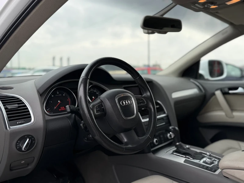 Audi Q7 3.0 TDI 240 к.с / ПАНОРАМА / 7 места , снимка 7 - Автомобили и джипове - 51880701