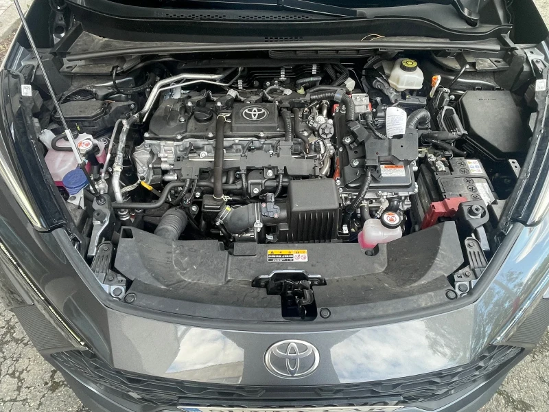 Toyota C-HR 1.8 Hybrid, снимка 17 - Автомобили и джипове - 52049087