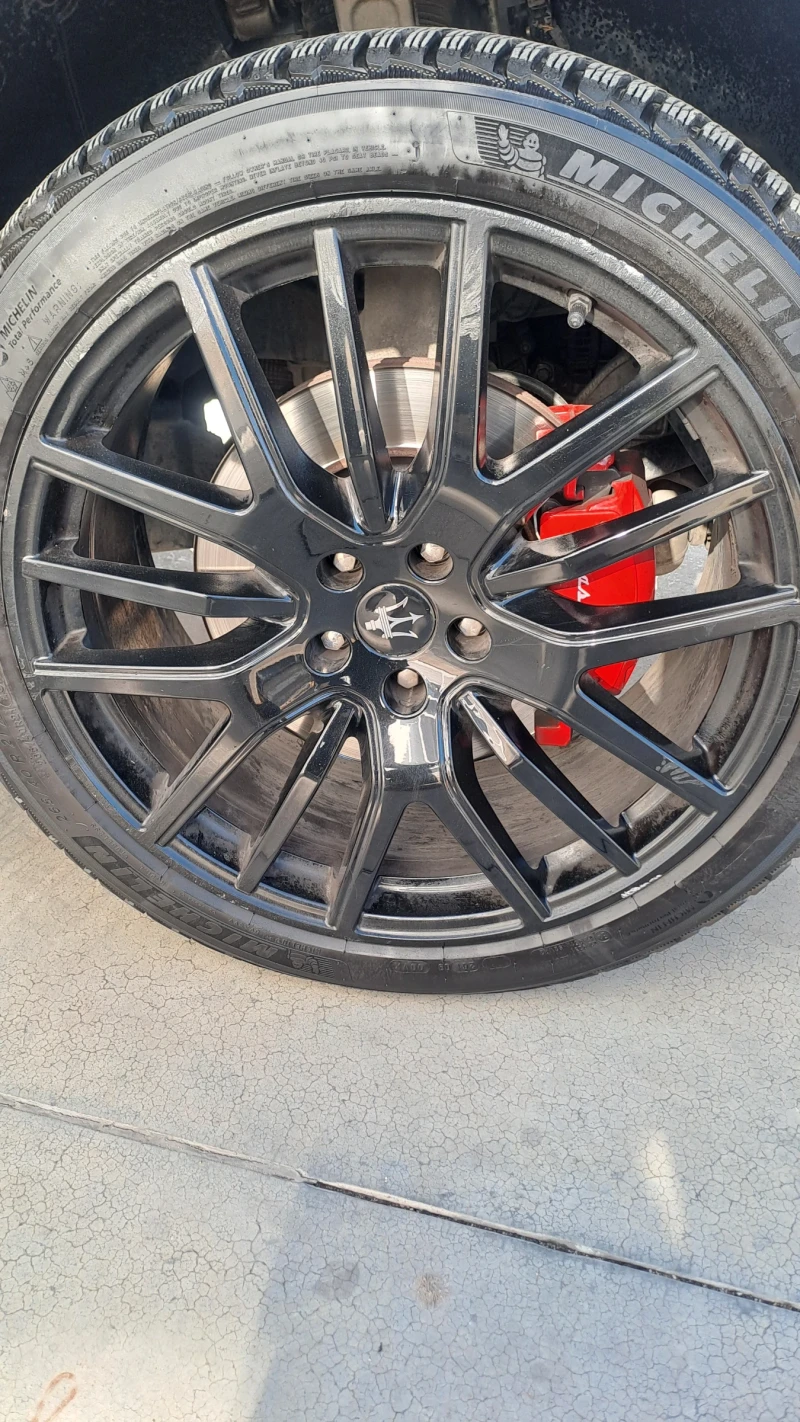 Maserati Levante, снимка 11 - Автомобили и джипове - 52475050