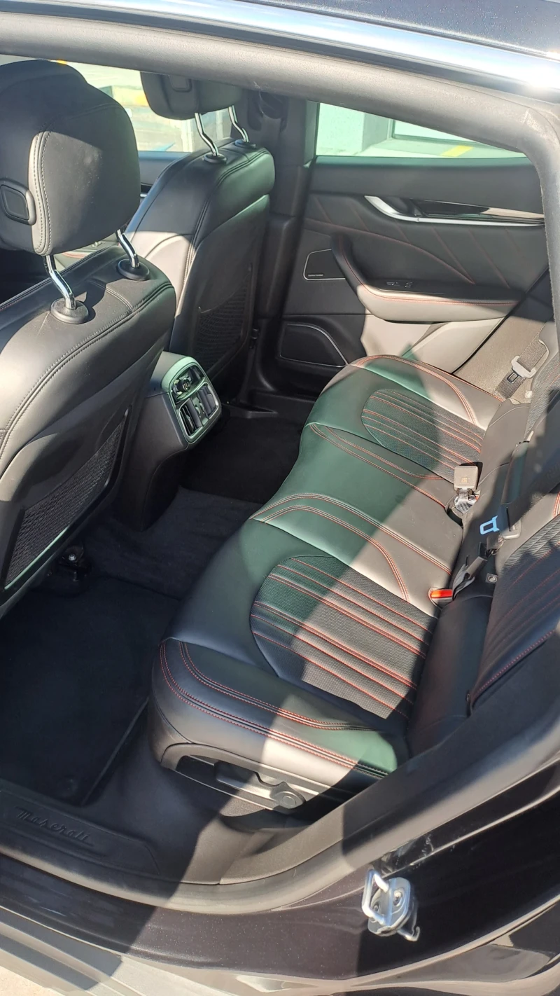 Maserati Levante, снимка 5 - Автомобили и джипове - 52475050