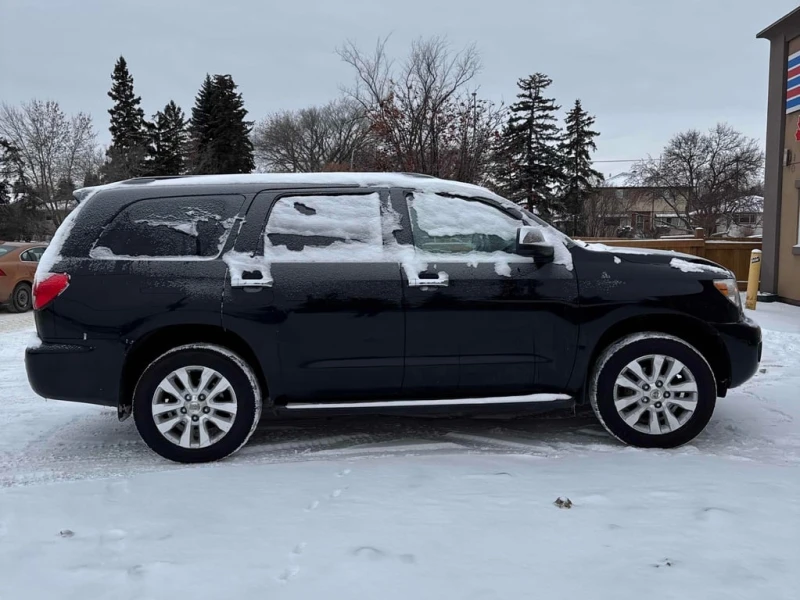 Toyota Sequoia * Platinum * CARFAX * БЕЗ ПЪРВОНАЧАЛНА ВНОСКА, снимка 3 - Автомобили и джипове - 52772924