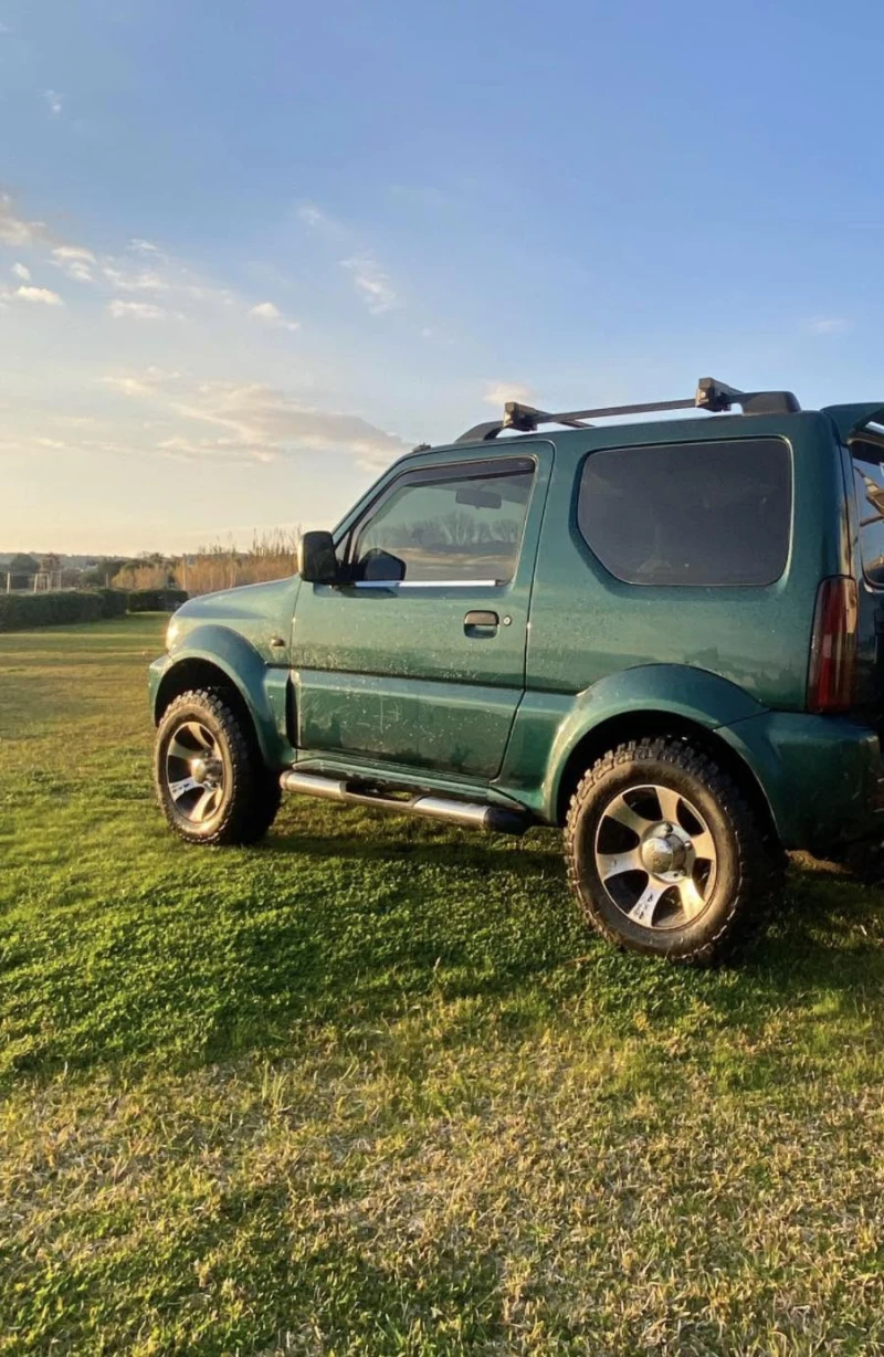 Suzuki Jimny, снимка 3 - Автомобили и джипове - 52842630