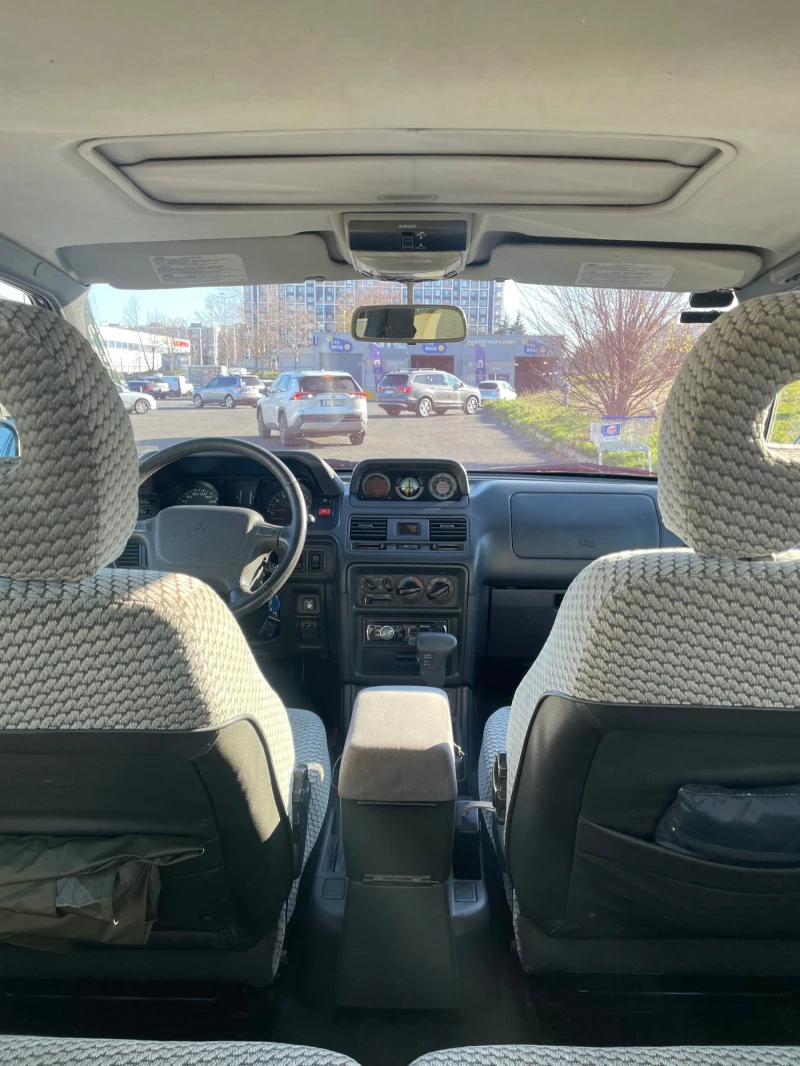 Mitsubishi Pajero, снимка 11 - Автомобили и джипове - 52930040