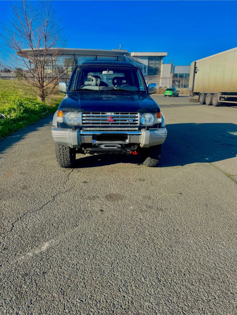 Mitsubishi Pajero, снимка 3 - Автомобили и джипове - 52930040